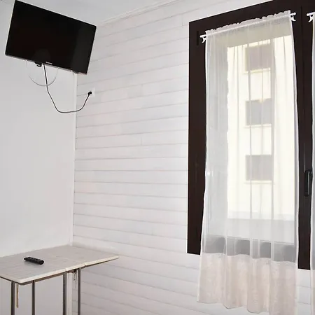 T2, 4 Pers, Cuisine Equipee, Parking, Font-romeu - Fr-1-580-41 Фон-Ромё